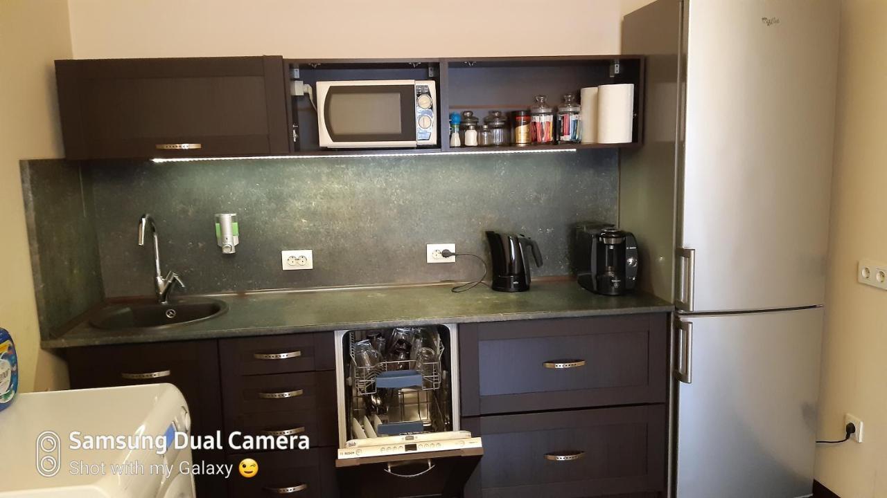 Central Point Apartment Λβιβ Εξωτερικό φωτογραφία